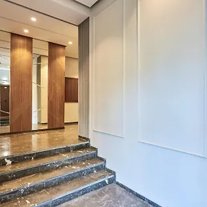 Sleek And Modern 2-bed Unit In Downtown Casa , Casablanca Maroc